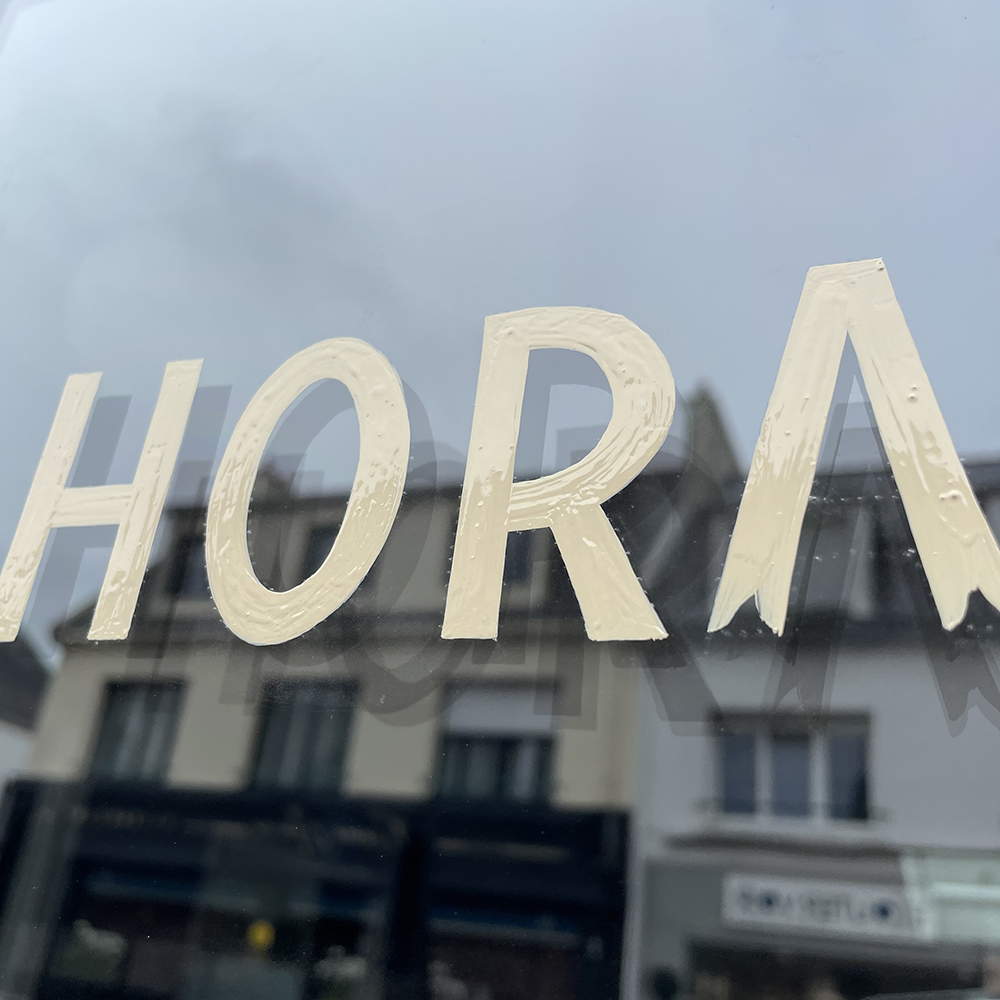 Amélie 12 peinture lettres enseigne lorient bretagne