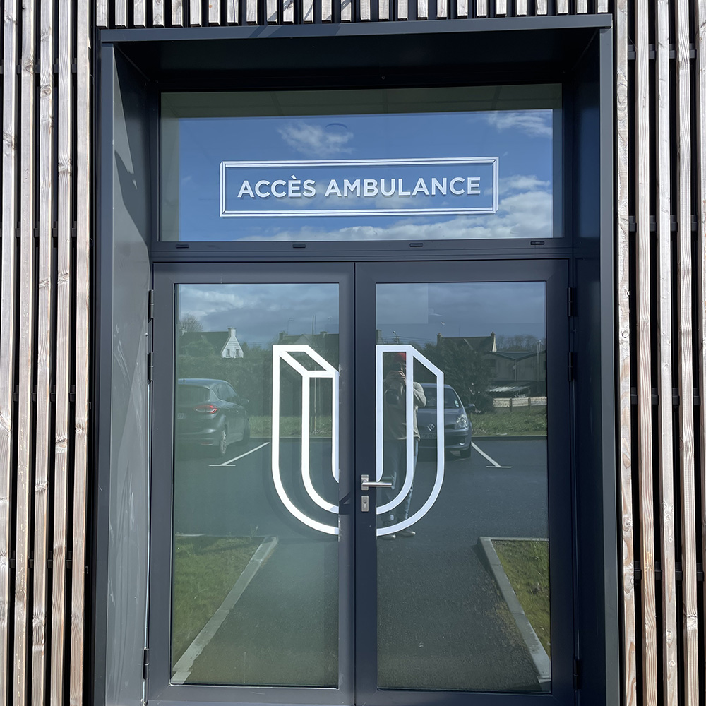 Cab Bannalec 5 peinture lettres enseigne lorient bretagne