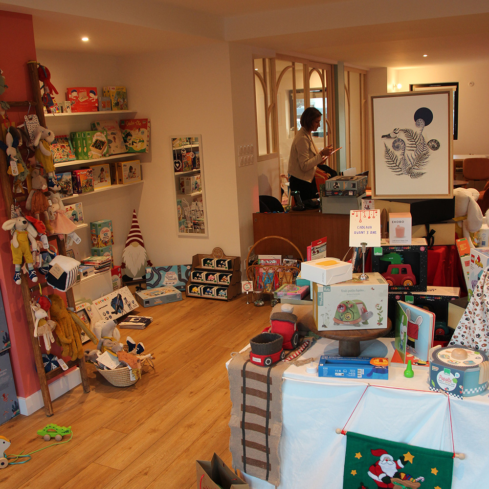 Nolouca 11 peinture lettres enseigne lorient bretagne