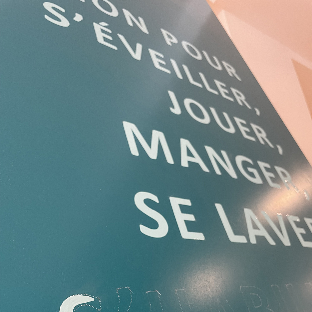 Nolouca 6 peinture lettres enseigne lorient bretagne